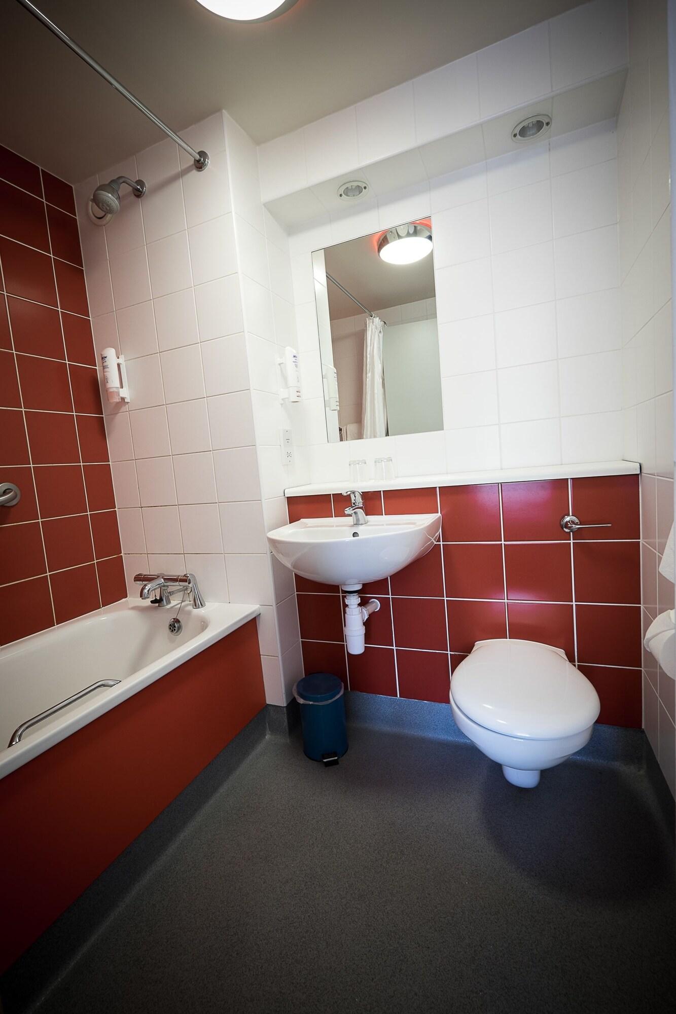 Travelodge Limerick Junction Eksteriør billede