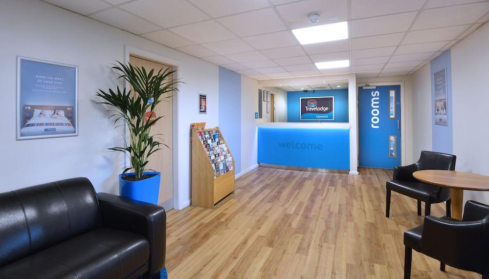 Travelodge Limerick Junction Eksteriør billede